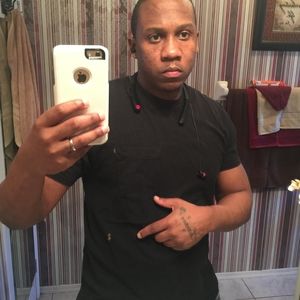 Meet your Posher, Elgin takeniteasy